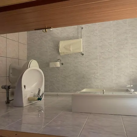 And Martinac Vanja Apartment Baska Voda